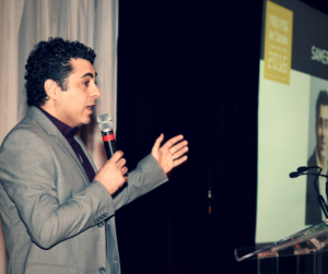 Le PDG d'eXplorance, Samer Saab, lors de la remise du Prix PDG de l’année Investissement Québec 2016.